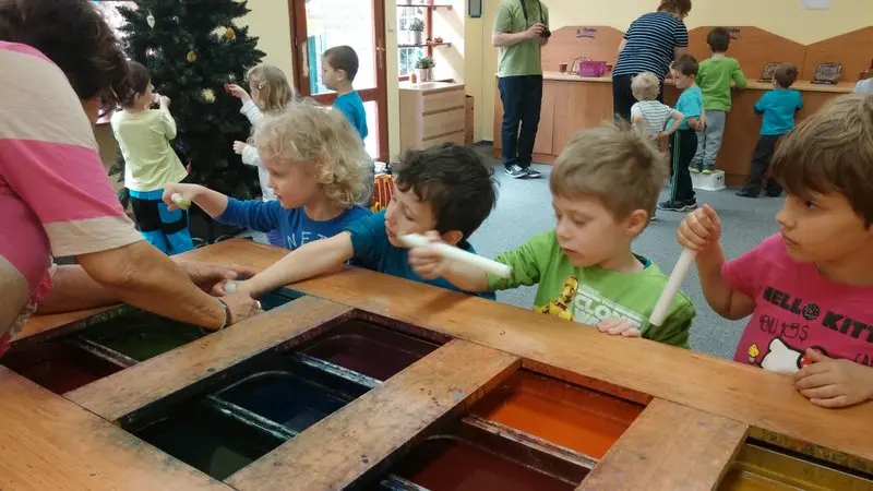 Projekt Řemesla - ve svíčkárně Rodas