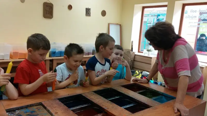 Projekt Řemesla - ve svíčkárně Rodas