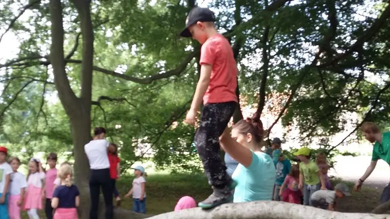 Za pokladem rytířů kulatého stolu