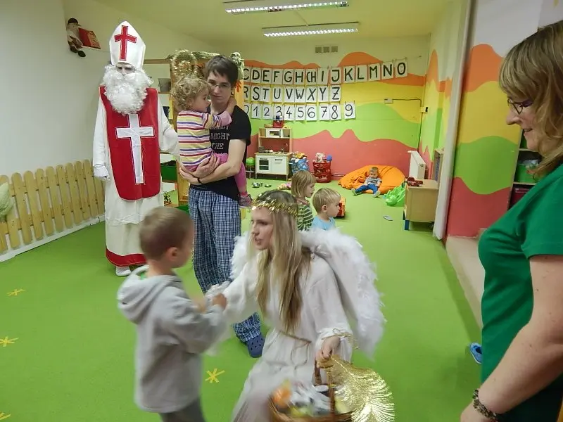 Mikuláš ve školce - žlutí