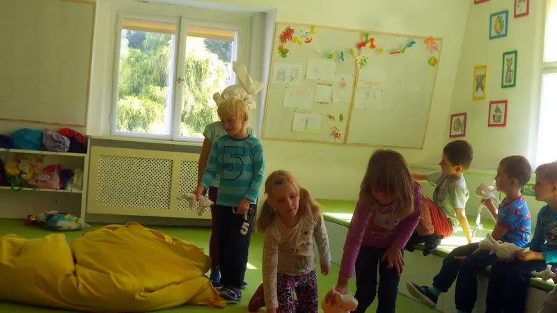 Skákal pes - dramatizace písničky