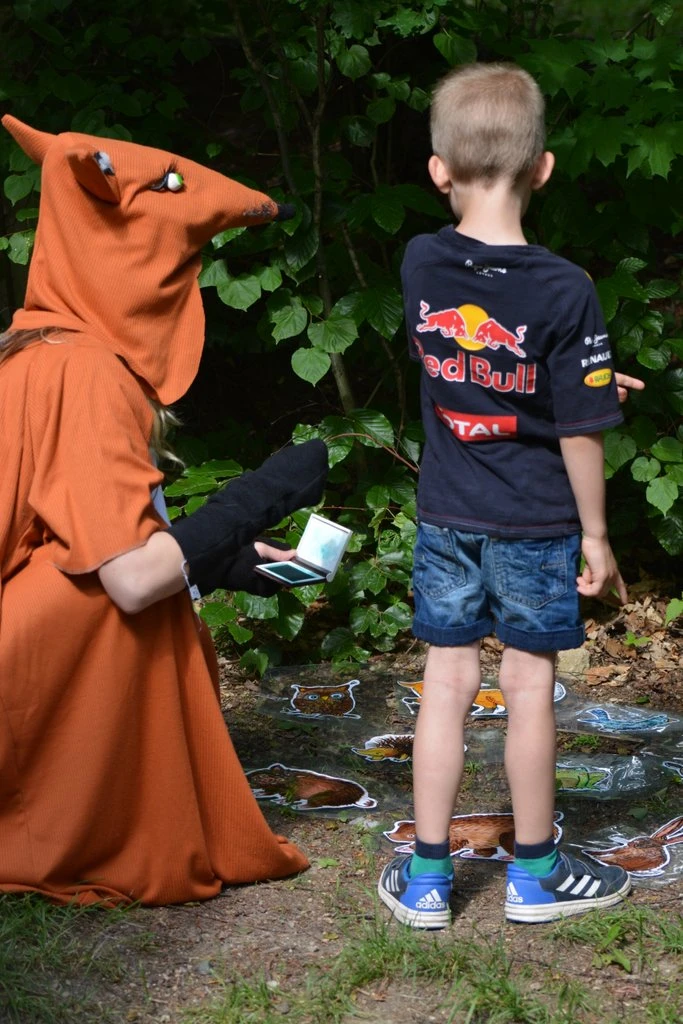 Těmi dveřmi do pohádky