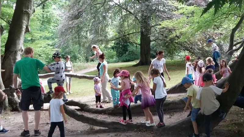 Za pokladem rytířů kulatého stolu