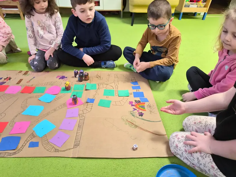 Výroba deskové hry - projektový den schopnost řešit problémy