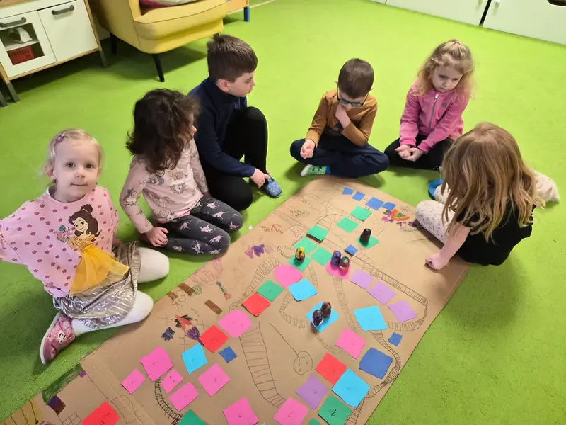Výroba deskové hry - projektový den schopnost řešit problémy