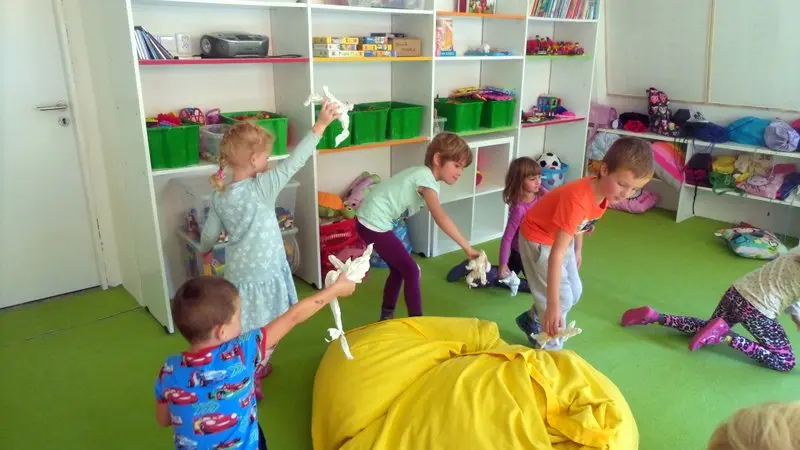 Skákal pes - dramatizace písničky