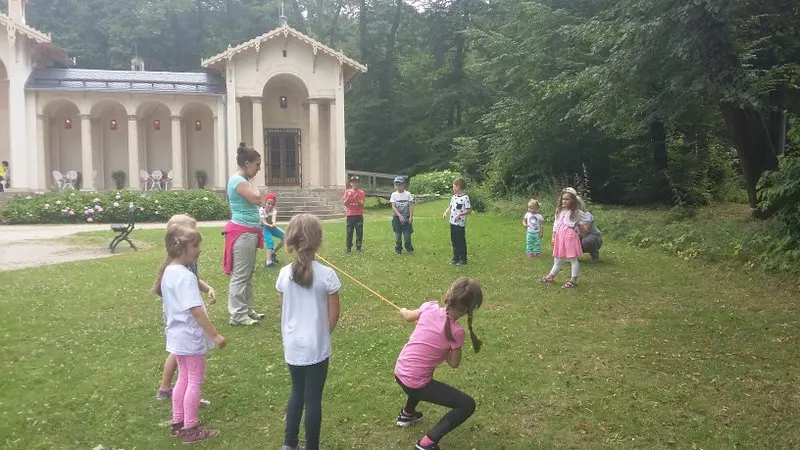 Za pokladem rytířů kulatého stolu