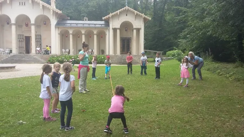 Za pokladem rytířů kulatého stolu