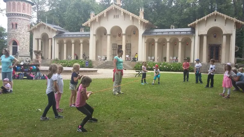 Za pokladem rytířů kulatého stolu