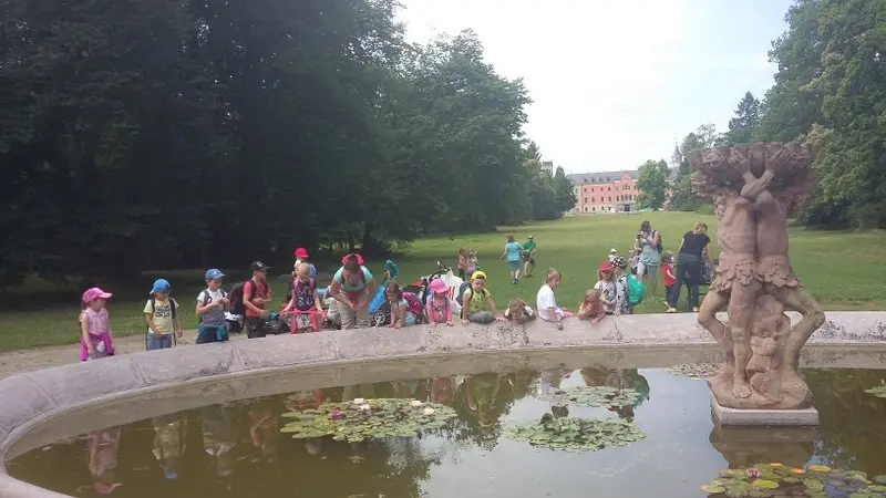 Za pokladem rytířů kulatého stolu