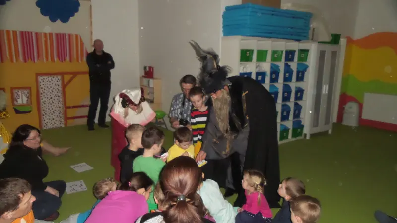 Noc s Andersenem - Na hradě Bradě