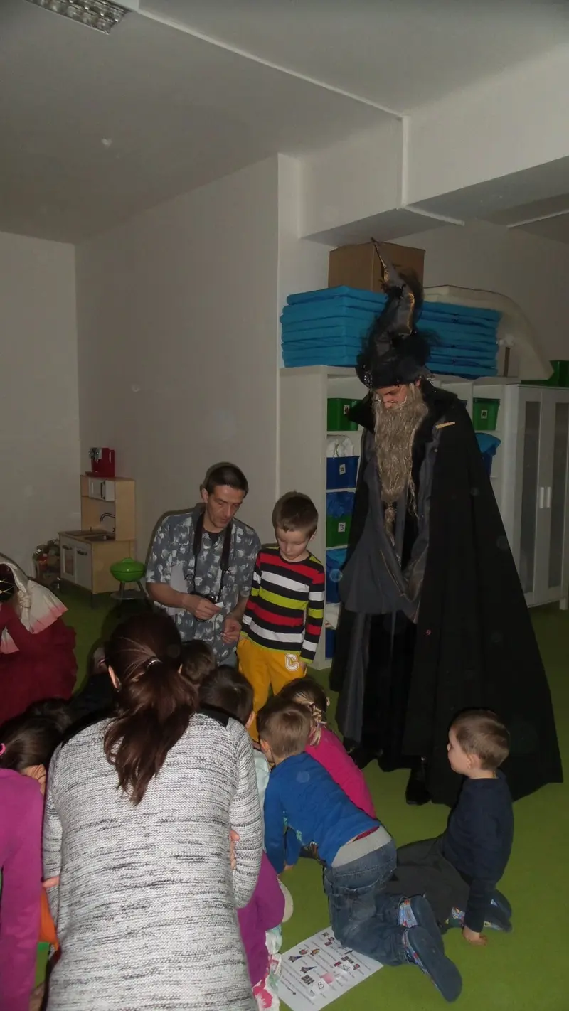 Noc s Andersenem - Na hradě Bradě