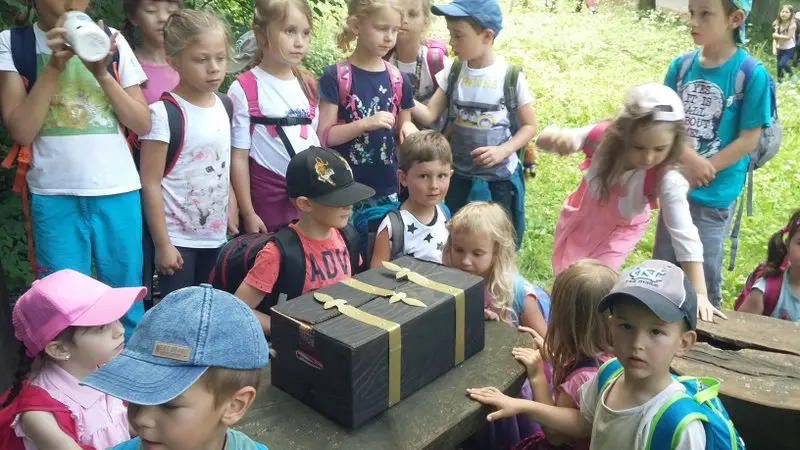 Za pokladem rytířů kulatého stolu