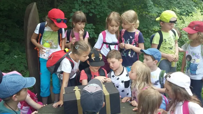 Za pokladem rytířů kulatého stolu