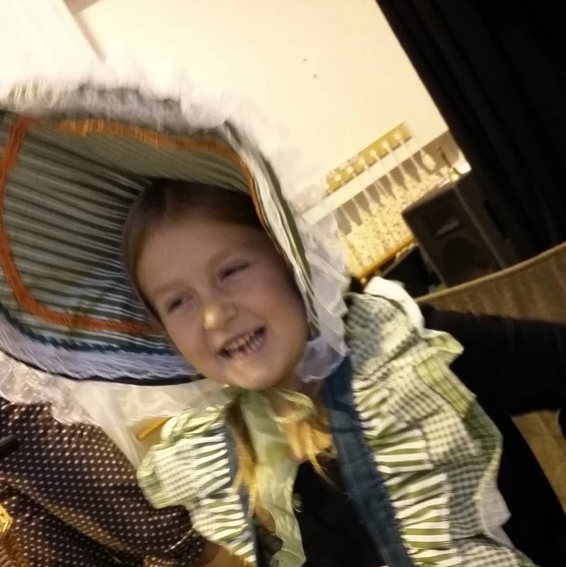 Pohádka o kouhoutkovi a slepičce