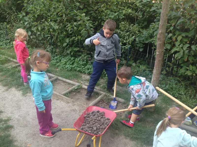 Září u nás ve školce